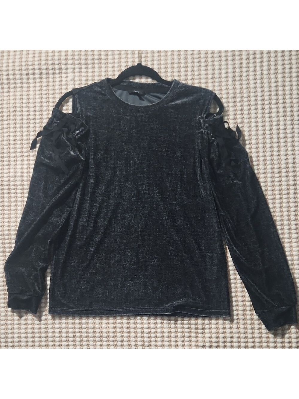 Drew Black Velvet Top